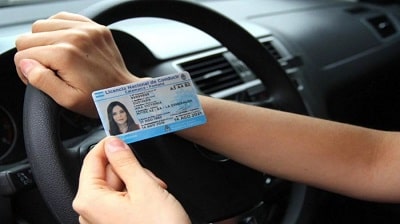 el trámite para obtener la licencia de conducir